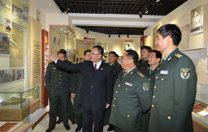 DSC_18012_副本.jpg